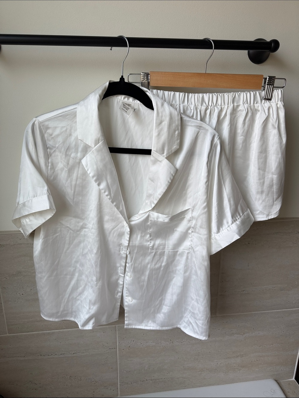 Lulu's White Satin Short PJ Set